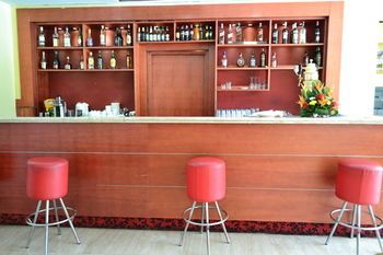 Hotel Bar